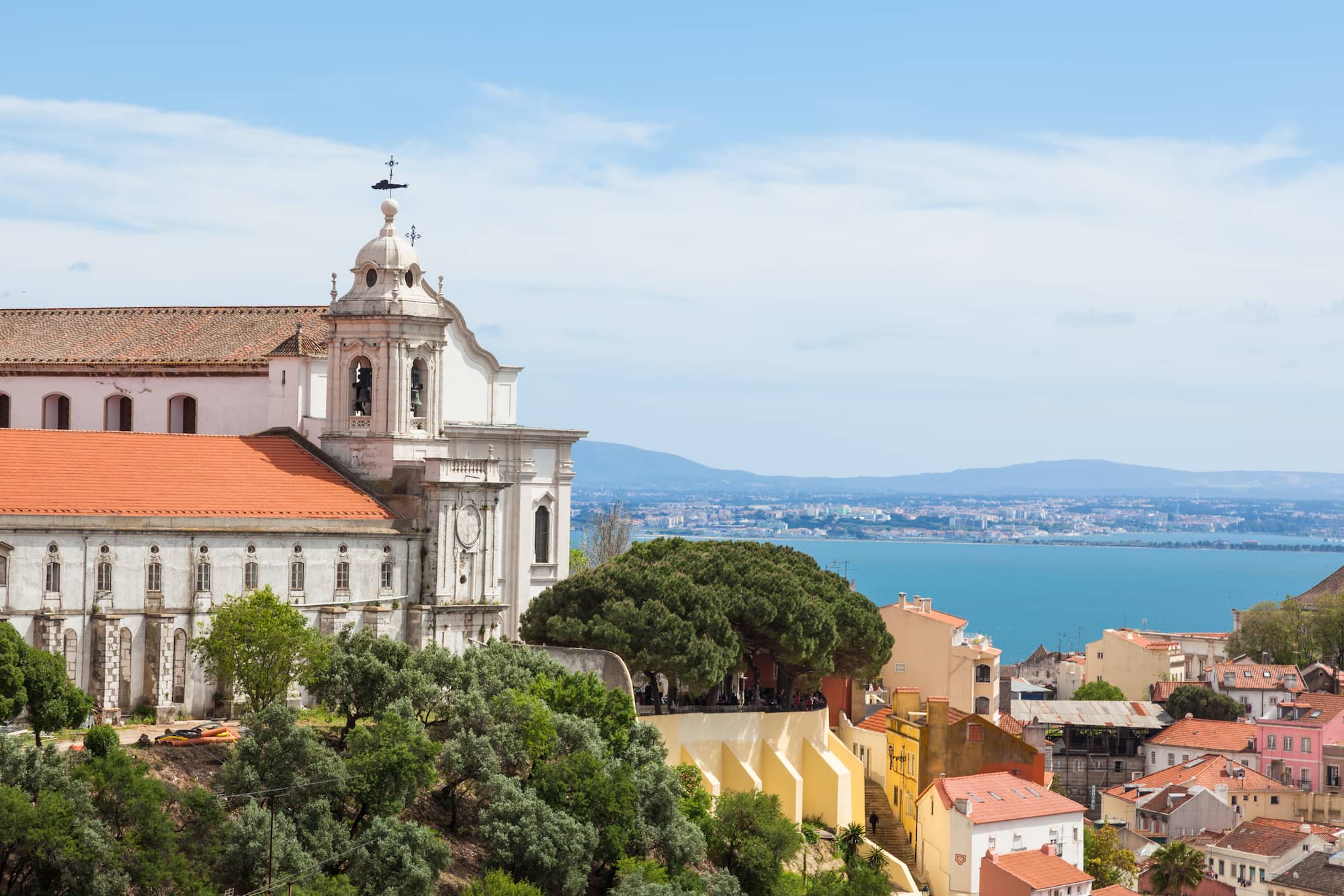 viewpoint-tagus-river-lisbon-portugal