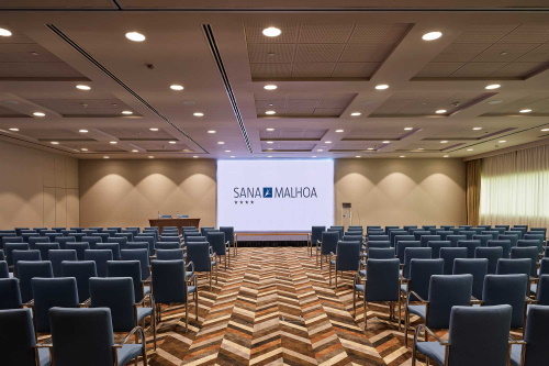 Sana Malhoa Meeting Room