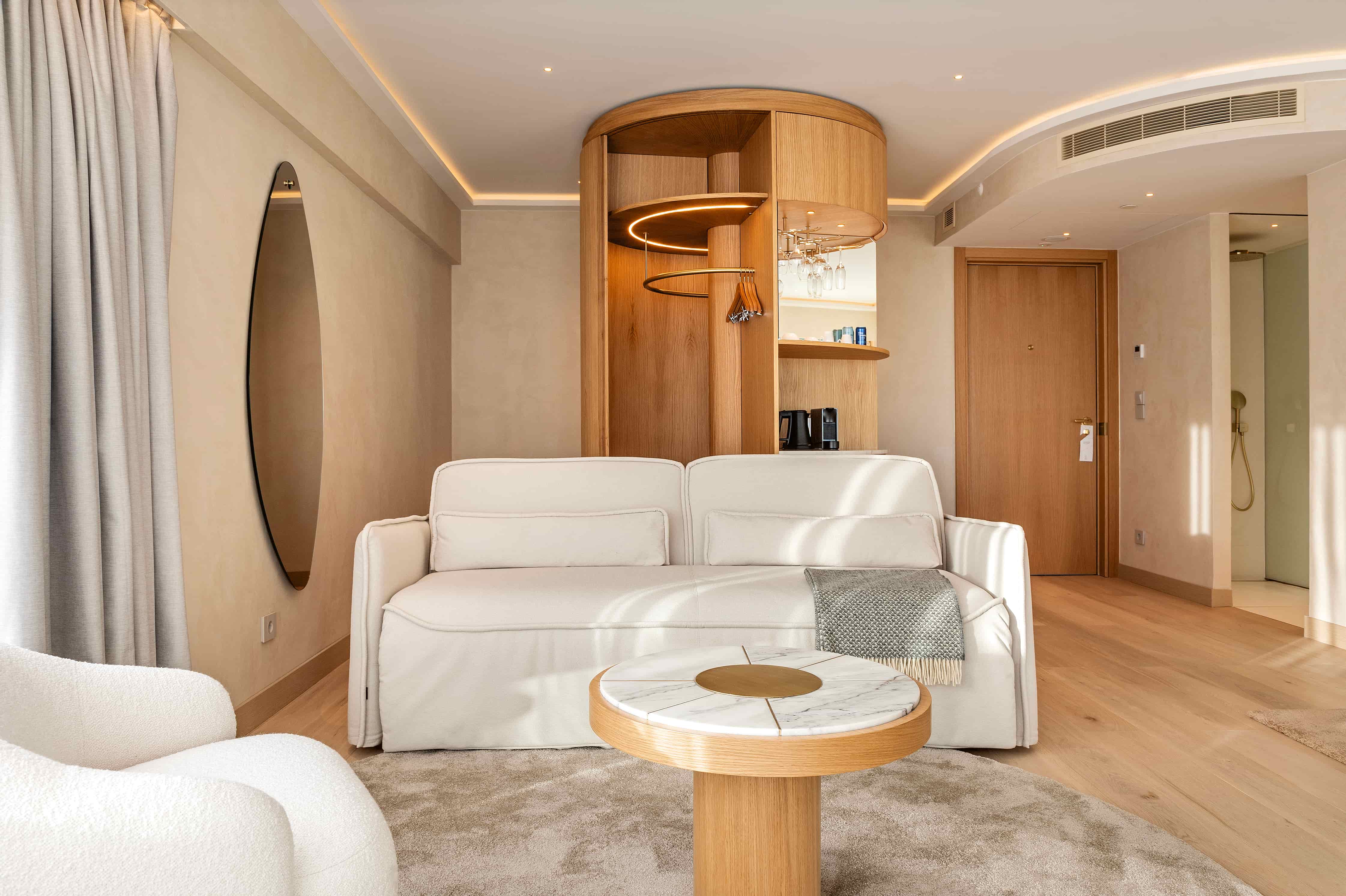 Coolest Suite Urban View