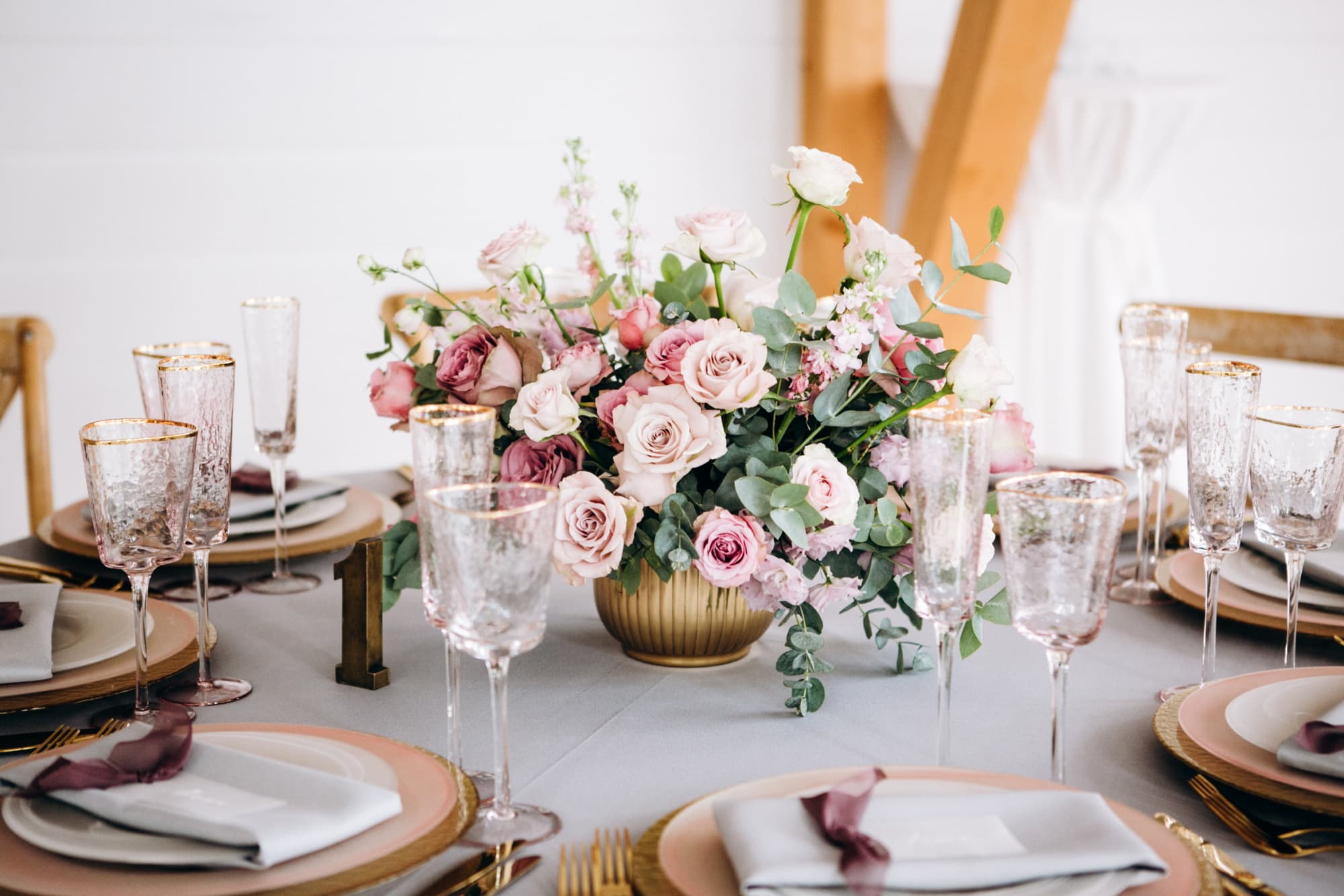 Table & Decor