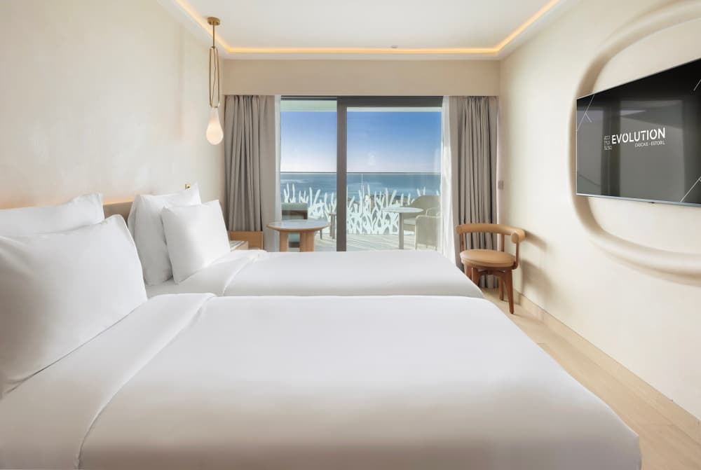 Cool Full Ocean view Room