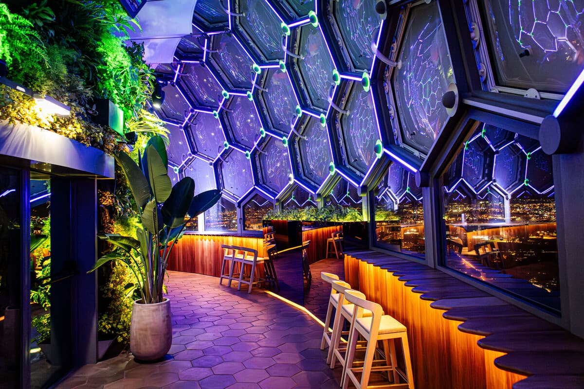 Babylon Bar Vasco da Gama Tower 2