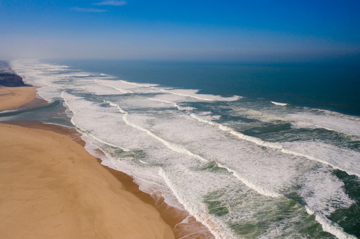 Foz do Arelho Lagoon Beach 