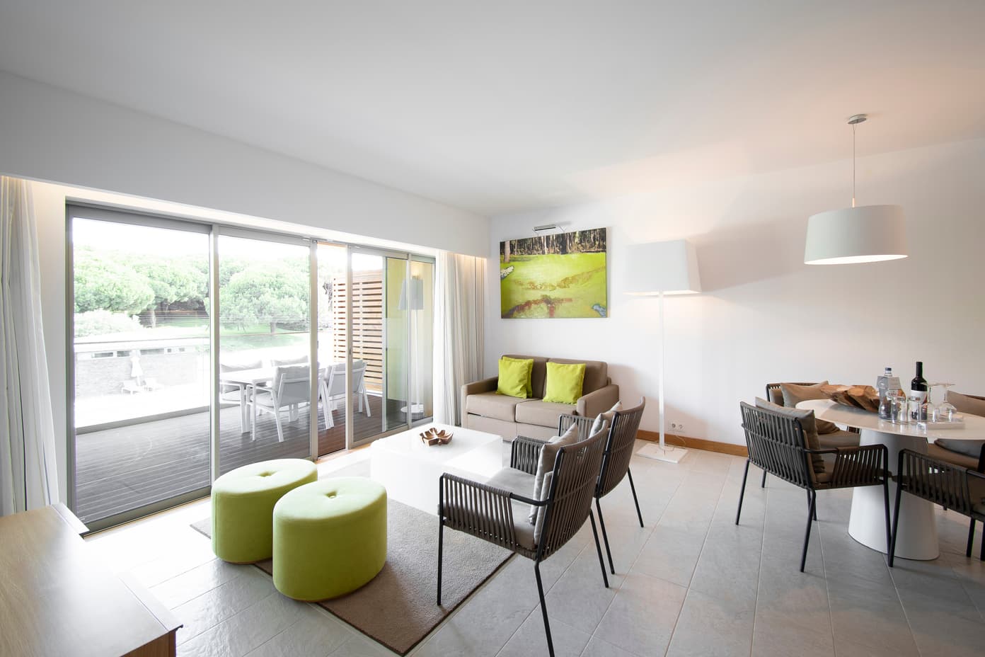 Suite Home Poolblick