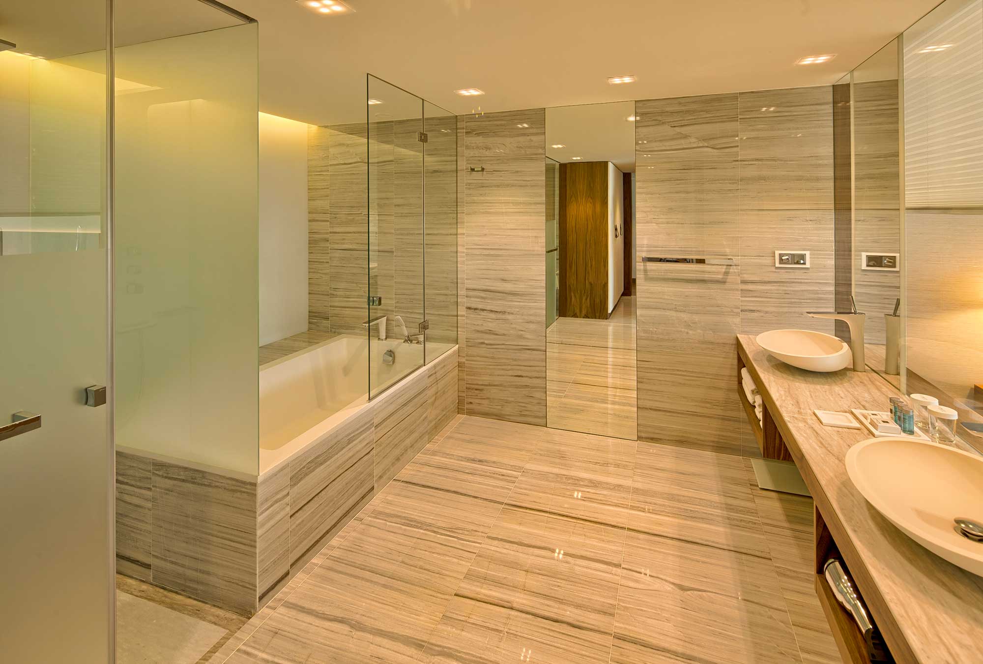 Deluxe Suites