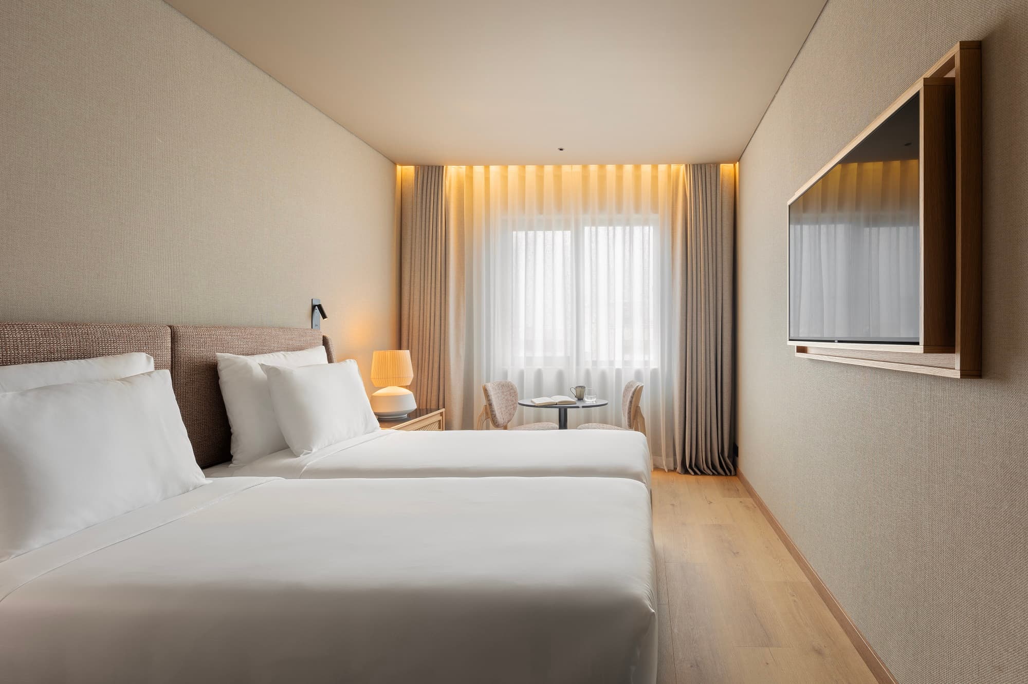 Evolution Valbom Cool Room Twin