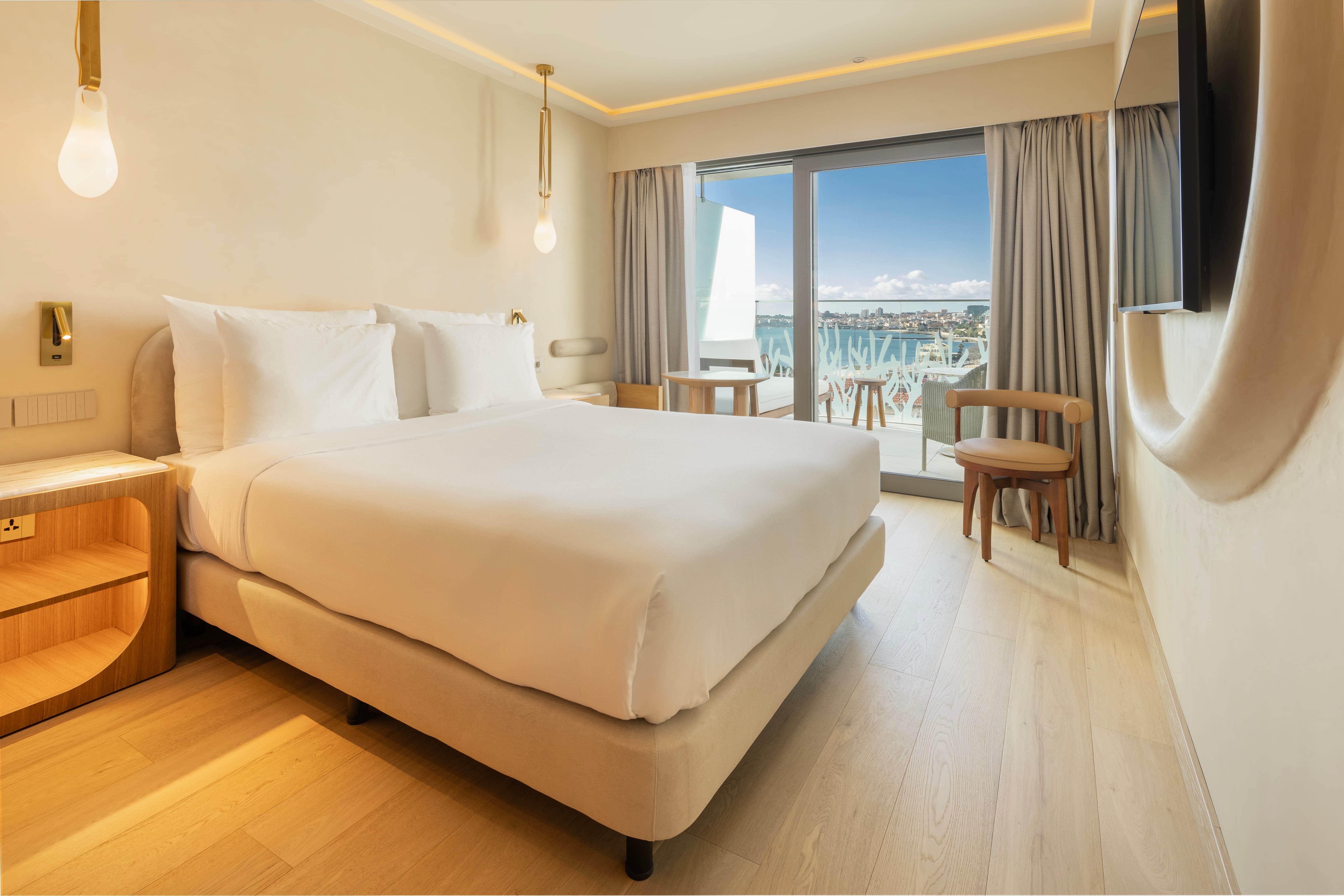 EVOLUTION Cascais Estoril Quarto Cool Cascais Bay View Vista Mar Varanda