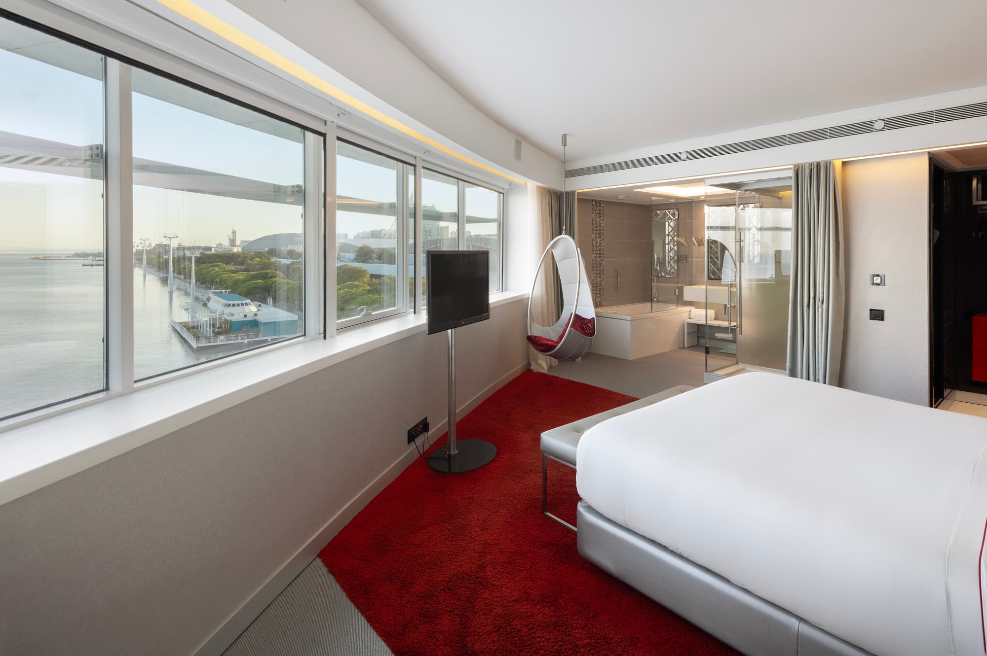 02 Premium Room MYRIAD By SANA