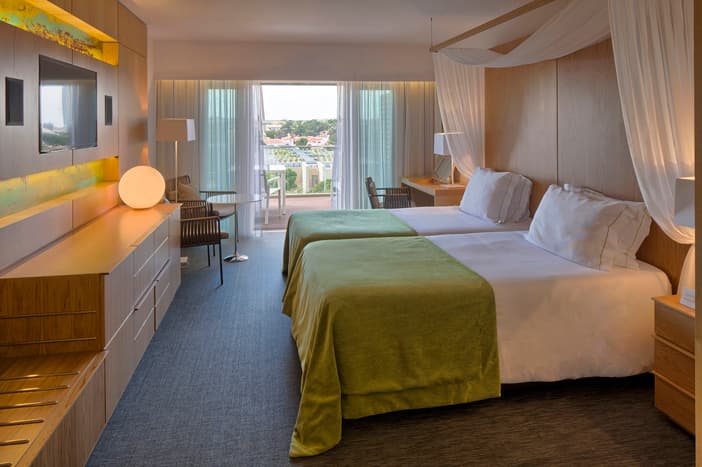 Deluxe Zimmer - Blick auf das Resort