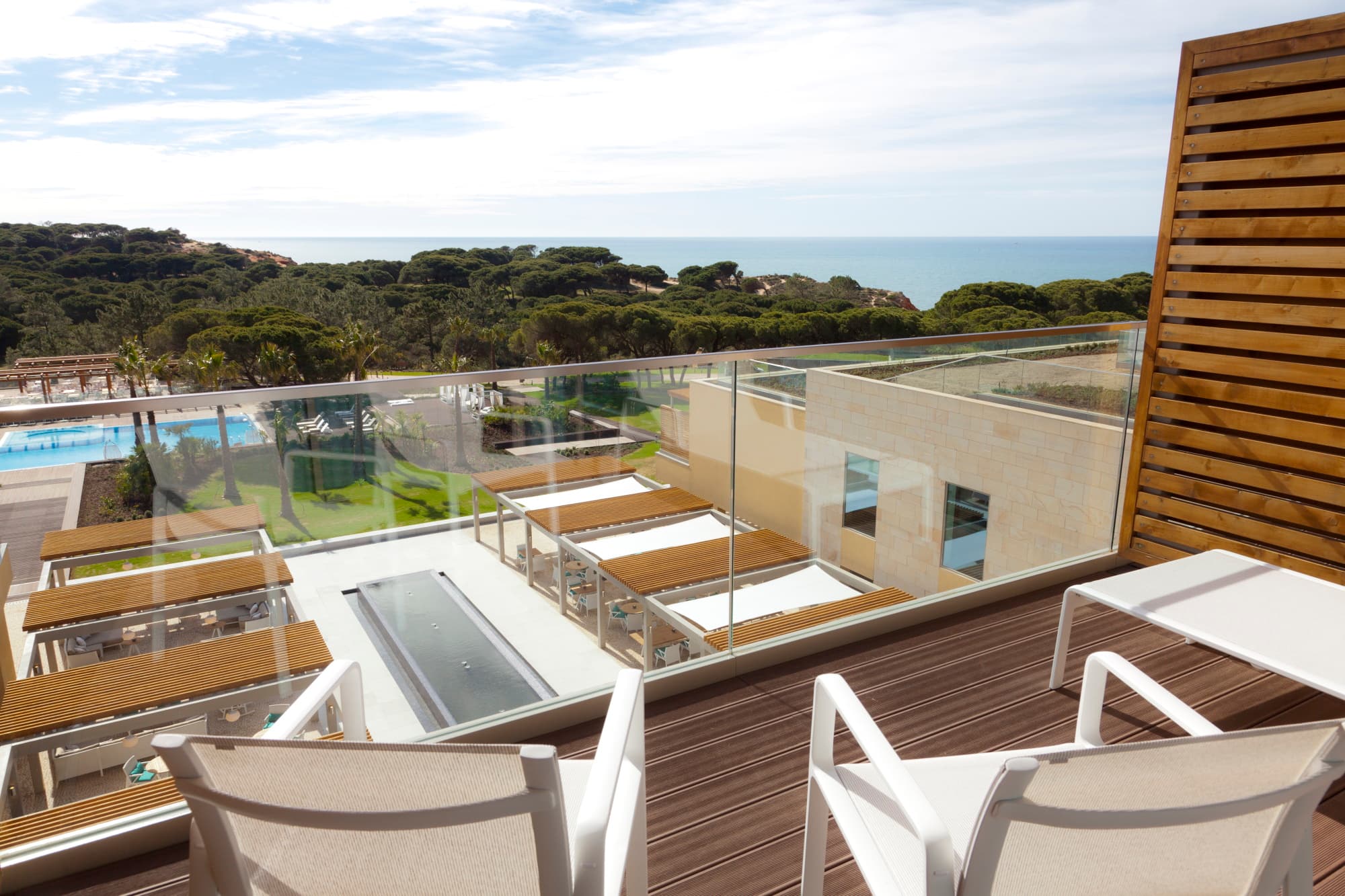 Quarto Deluxe Vista Oceano Varanda