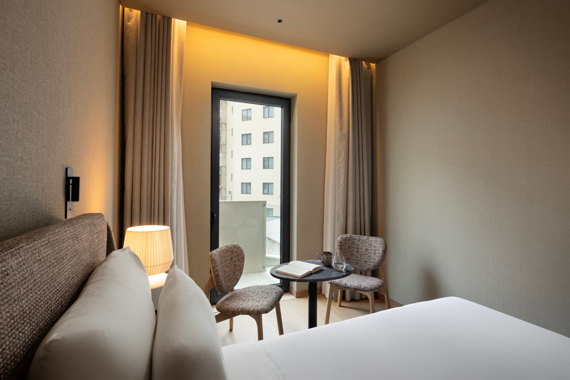 Quarto Cool Room Varanda