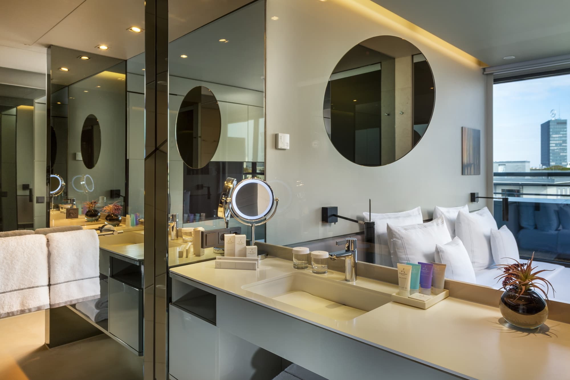 03 Premium Deluxe Room